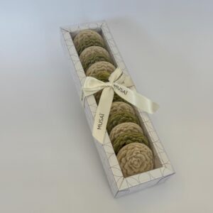 Flavors: pistachio and natural marzipan - Box of 180g